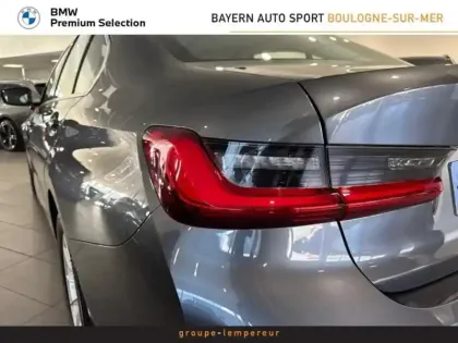 Photo 7 BMW Serie 3 Série 3 318dA 150ch Business Design