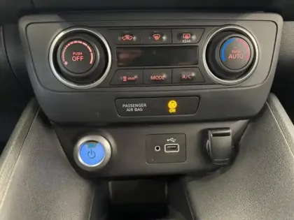 Photo 11 Nissan Leaf  150ch 40kWh N-Connecta 22