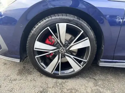 Photo 10 Volkswagen Golf  2.0 TDI SCR 200ch GTD DSG7