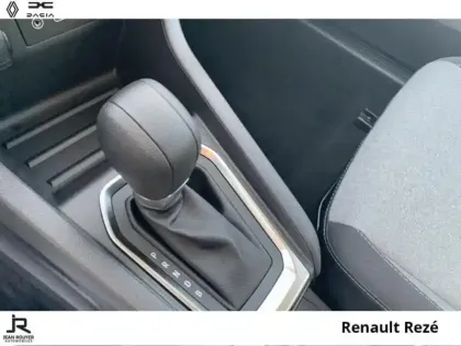 Photo 5 Renault Clio  1.6 E-Tech 145ch full hybrid Evolution - 24