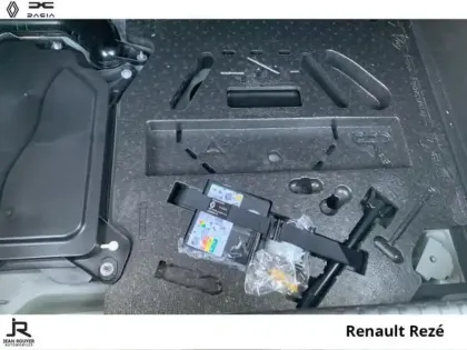 Photo 13 Renault Clio  1.6 E-Tech 145ch full hybrid Evolution - 24