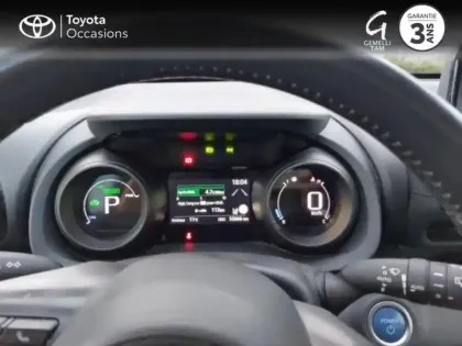 Photo 13 Toyota Yaris  116h Design 5p MY22