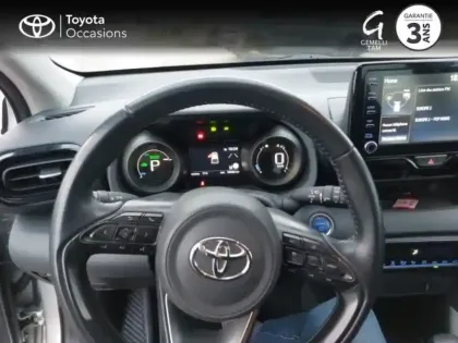 Photo 12 Toyota Yaris  116h Design 5p MY22