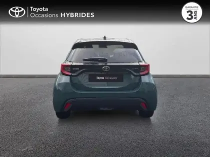 Photo 18 Toyota Yaris  116h Design 5p MC24