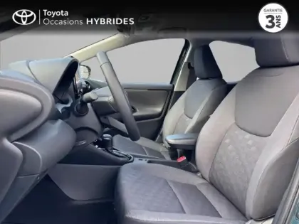 Photo 10 Toyota Yaris  116h Design 5p MC24