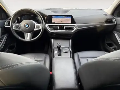 Photo 9 BMW Serie 3 Série 3 330eA 292ch Luxury 10cv