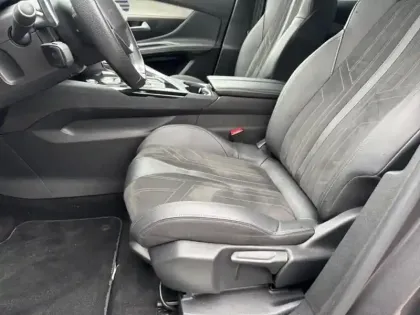 Photo 9 Peugeot 3008  HYBRID 225ch GT Pack e-EAT8