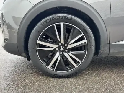 Photo 8 Peugeot 3008  HYBRID 225ch GT Pack e-EAT8