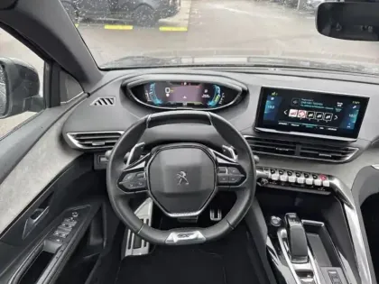 Photo 14 Peugeot 3008  HYBRID 225ch GT Pack e-EAT8