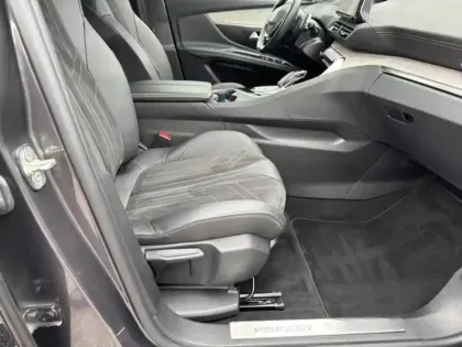 Photo 10 Peugeot 3008  HYBRID 225ch GT Pack e-EAT8