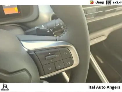 Photo 13 Jeep Avenger  1.2 Turbo T3 145ch MHEV Upland BVR6 4xe