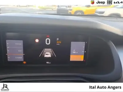 Photo 14 Jeep Avenger  1.2 Turbo T3 145ch MHEV Upland BVR6 4xe