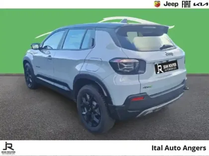 Photo 6 Jeep Avenger  1.2 Turbo T3 145ch MHEV Upland BVR6 4xe