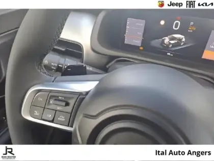 Photo 12 Jeep Avenger  1.2 Turbo T3 145ch MHEV Upland BVR6 4xe