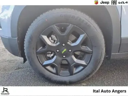 Photo 10 Jeep Avenger  1.2 Turbo T3 145ch MHEV Upland BVR6 4xe