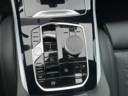 Photo 8 BMW X5  xDrive50e 489ch M Sport