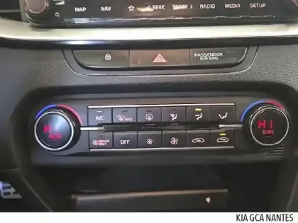 Photo 10 Kia Xceed Gén. I Ph1 Black & White Busine 5