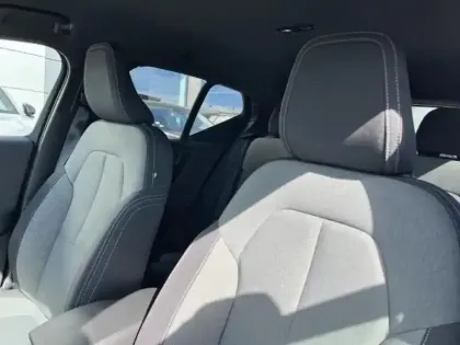 Photo 13 Volvo Xc40  B3 163ch Plus DCT 7