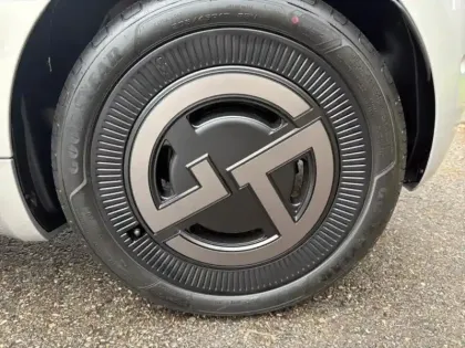 Photo 10 Fiat 500  e 118ch Giorgio Armani Collectors Edition MY25