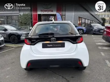 Photo 5 Toyota Yaris  120 VVT-i Dynamic 5p MY22