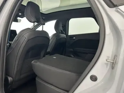 Photo 26 Renault Symbioz  E-Tech full hybrid 145