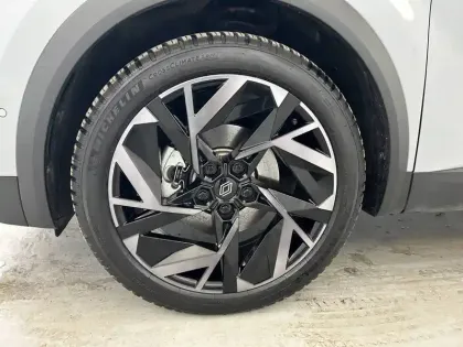 Photo 18 Renault Symbioz  E-Tech full hybrid 145