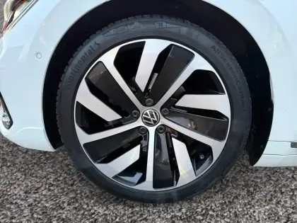 Photo 8 Volkswagen Arteon  Shooting Brake 2.0 TDI EVO SCR 150 DSG7