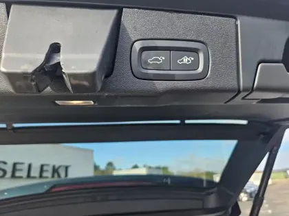 Photo 25 Volvo Xc60  T6 AWD Hybride rechargeable 253 ch+145 ch Geartronic 8