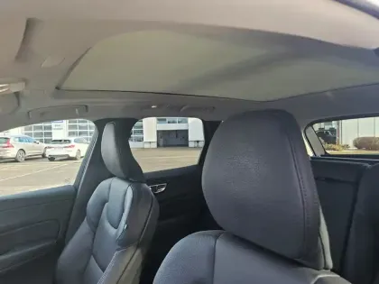 Photo 12 Volvo Xc60  T6 AWD Hybride rechargeable 253 ch+145 ch Geartronic 8