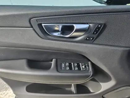 Photo 32 Volvo Xc60  T6 AWD Hybride rechargeable 253 ch+145 ch Geartronic 8