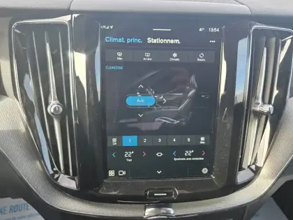 Photo 28 Volvo Xc60  T6 AWD Hybride rechargeable 253 ch+145 ch Geartronic 8