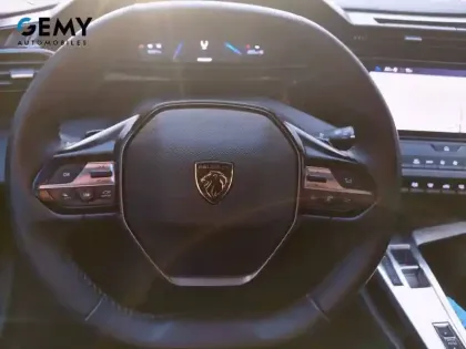 Photo 15 Peugeot 308  BlueHDi 130ch S&S EAT8