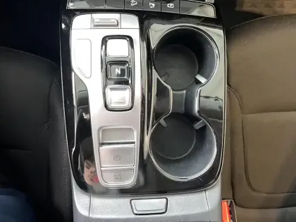 Photo 22 Hyundai Tucson  1.6 T-GDI 230 Hybrid BVA6