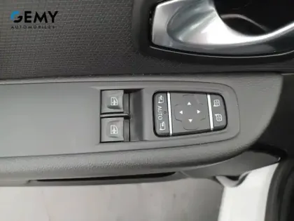 Photo 11 Renault Clio  TCe 90