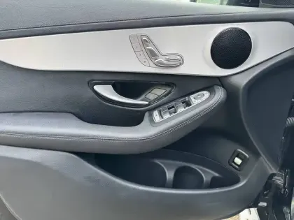 Photo 5 Mercedes Classe GLC GLC 200 d 9G-Tronic