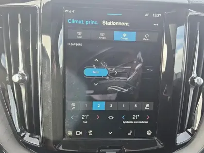 Photo 16 Volvo Xc60  T6 AWD Hybride rechargeable 253 ch+145 ch Geartronic 8