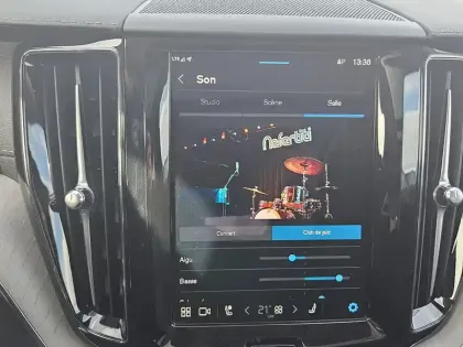 Photo 22 Volvo Xc60  T6 AWD Hybride rechargeable 253 ch+145 ch Geartronic 8