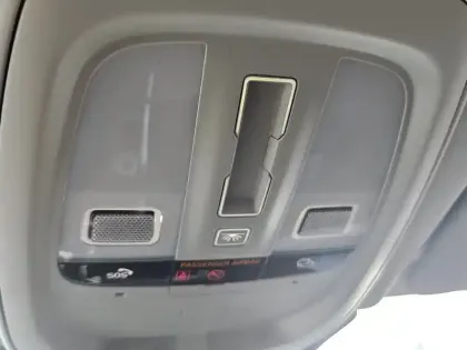 Photo 8 Volvo Xc60  T6 AWD Hybride rechargeable 253 ch+145 ch Geartronic 8