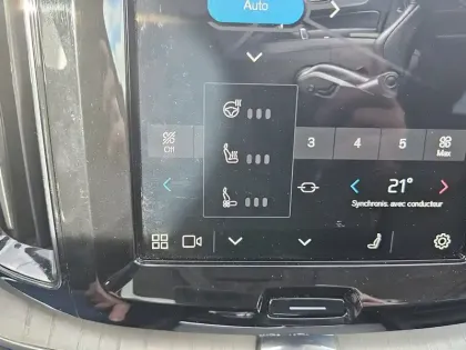 Photo 21 Volvo Xc60  T6 AWD Hybride rechargeable 253 ch+145 ch Geartronic 8