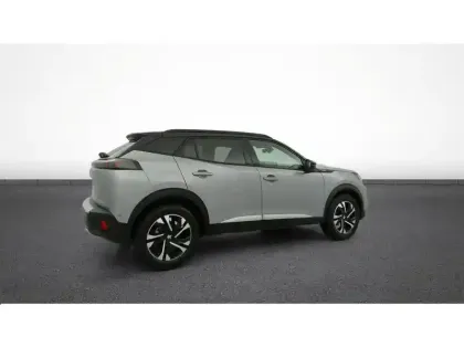 Photo 72 Peugeot 2008  PureTech 130 S&S EAT8