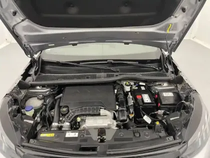 Photo 52 Peugeot 2008  PureTech 130 S&S EAT8