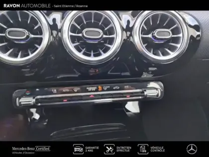 Photo 21 Mercedes Classe A  200 7G-DCT