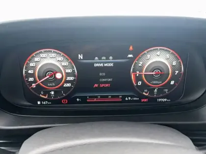 Photo 20 Hyundai Bayon  1.0 T-GDi 100 Hybrid 48V