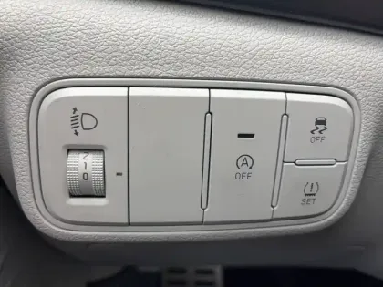 Photo 26 Hyundai Bayon  1.0 T-GDi 100 Hybrid 48V