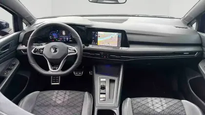 Photo 5 Volkswagen Golf  1.5 eTSI OPF 150 DSG7