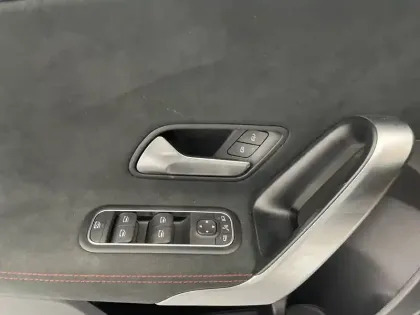 Photo 79 Mercedes Classe A  180 d 7G-DCT