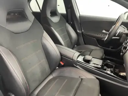 Photo 80 Mercedes Classe A  180 d 7G-DCT