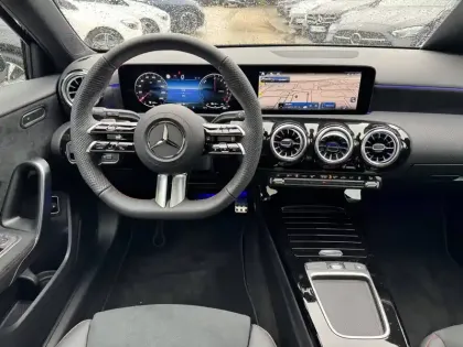 Photo 44 Mercedes Classe A  250 e Hybrid EQ 8G-DCT