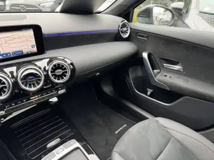 Photo 22 Mercedes Classe A  250 e Hybrid EQ 8G-DCT