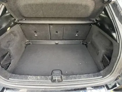 Photo 13 Mercedes GLA  200 d 8G-DCT